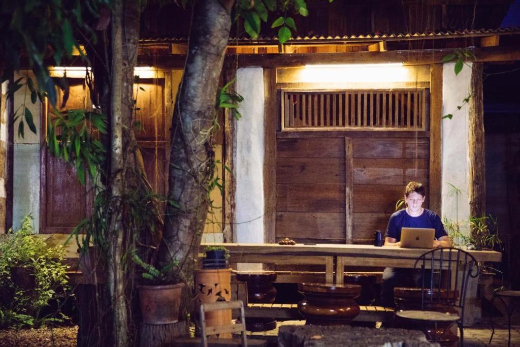 Cabinthai Mae Chaem Buitenkant foto