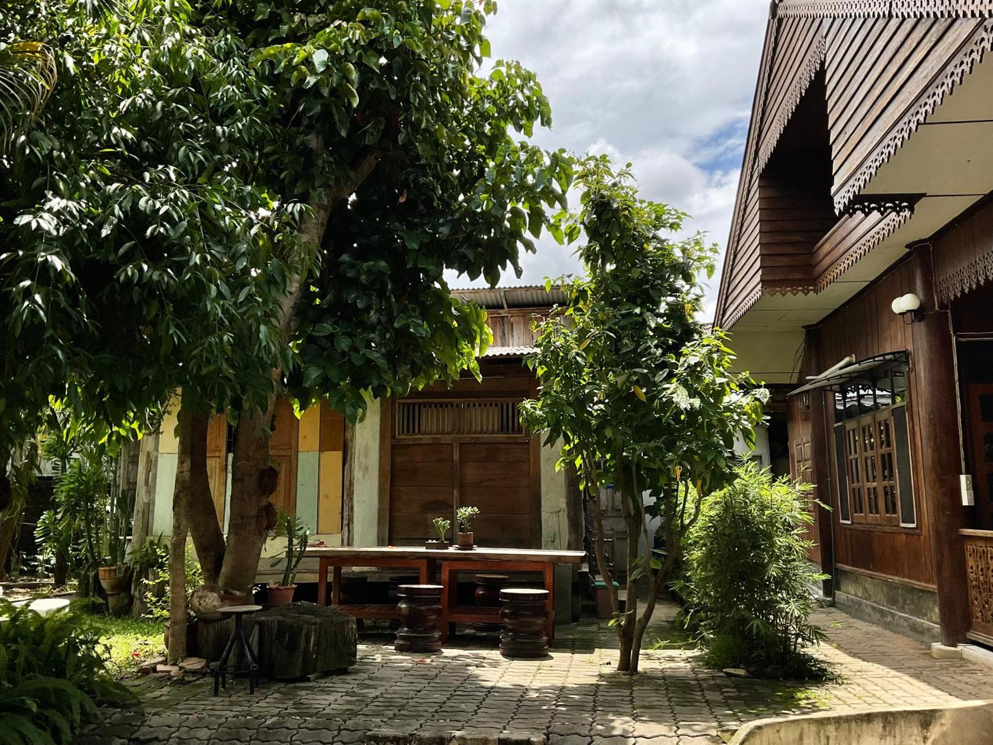 Cabinthai Mae Chaem Buitenkant foto